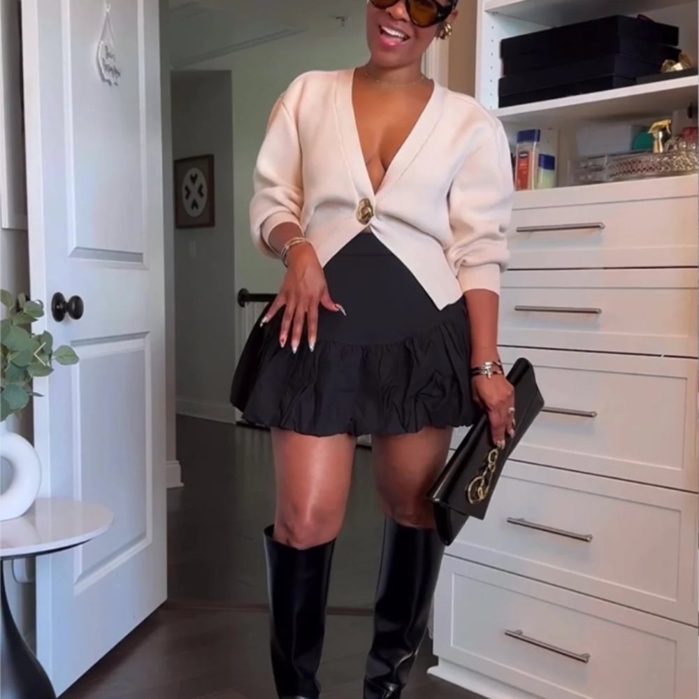 🔥Elegant Black Skirt